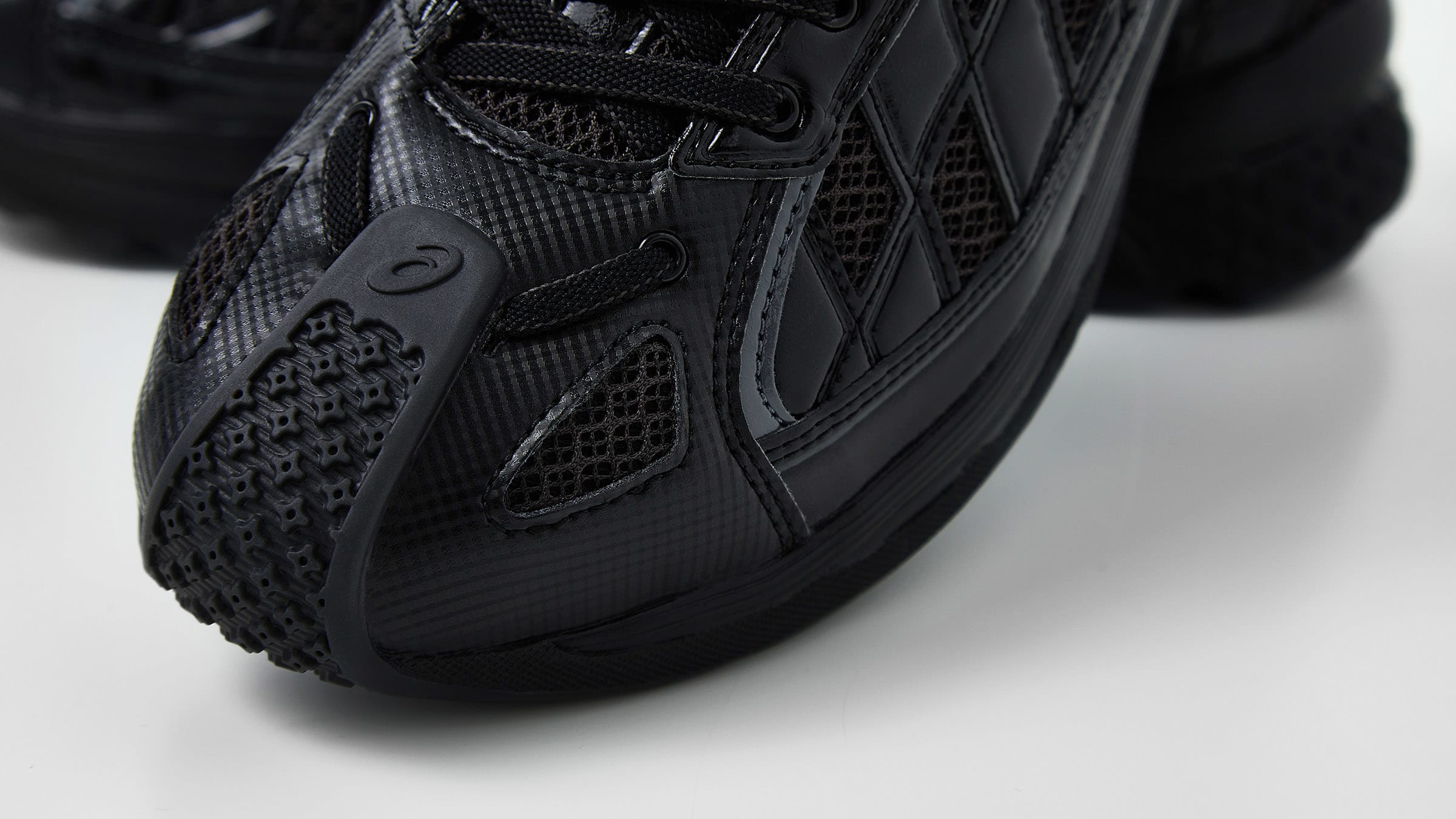 Asics x Kiko Kostadinov Gel-Kiril (Black & Carrier Grey) | END. Launches