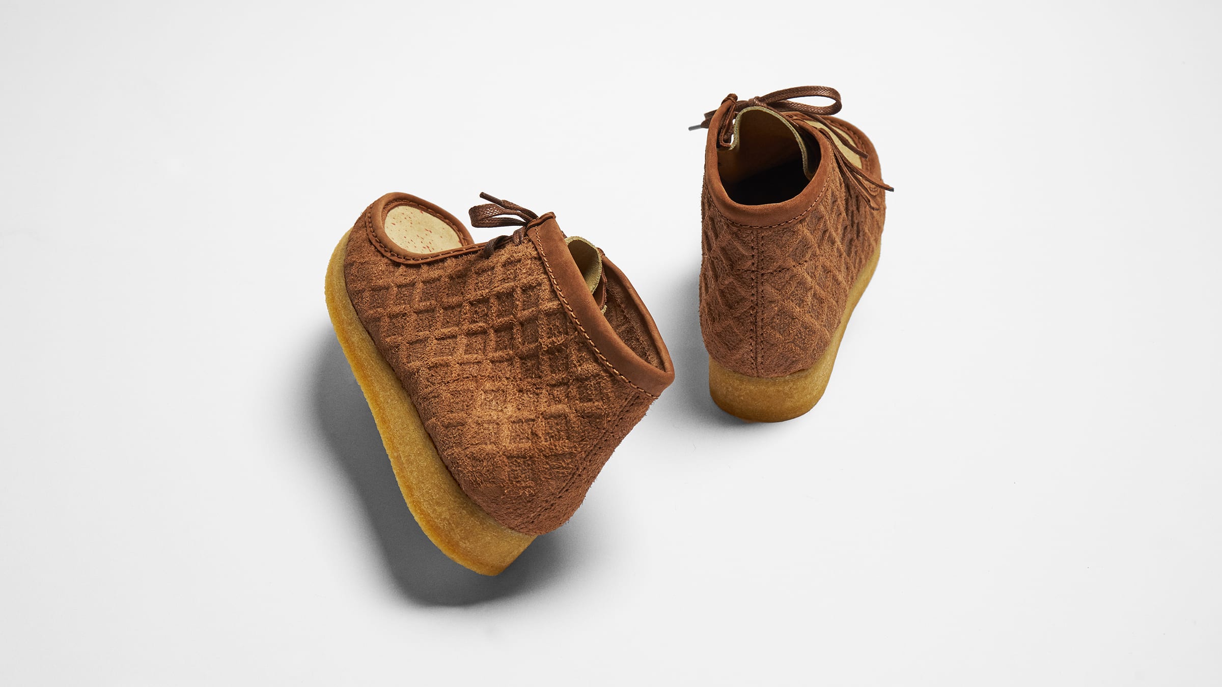 Sweet Chick x Clarks Wallabee Boots Natural Waffle - SELECTA BISSO