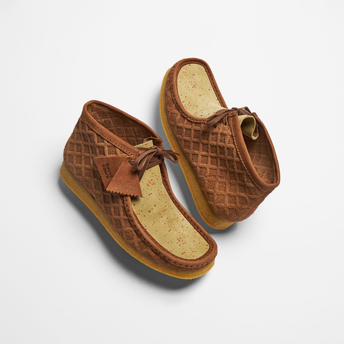 Sweet Chick x Clarks Wallabee Boots Natural Waffle - SELECTA BISSO