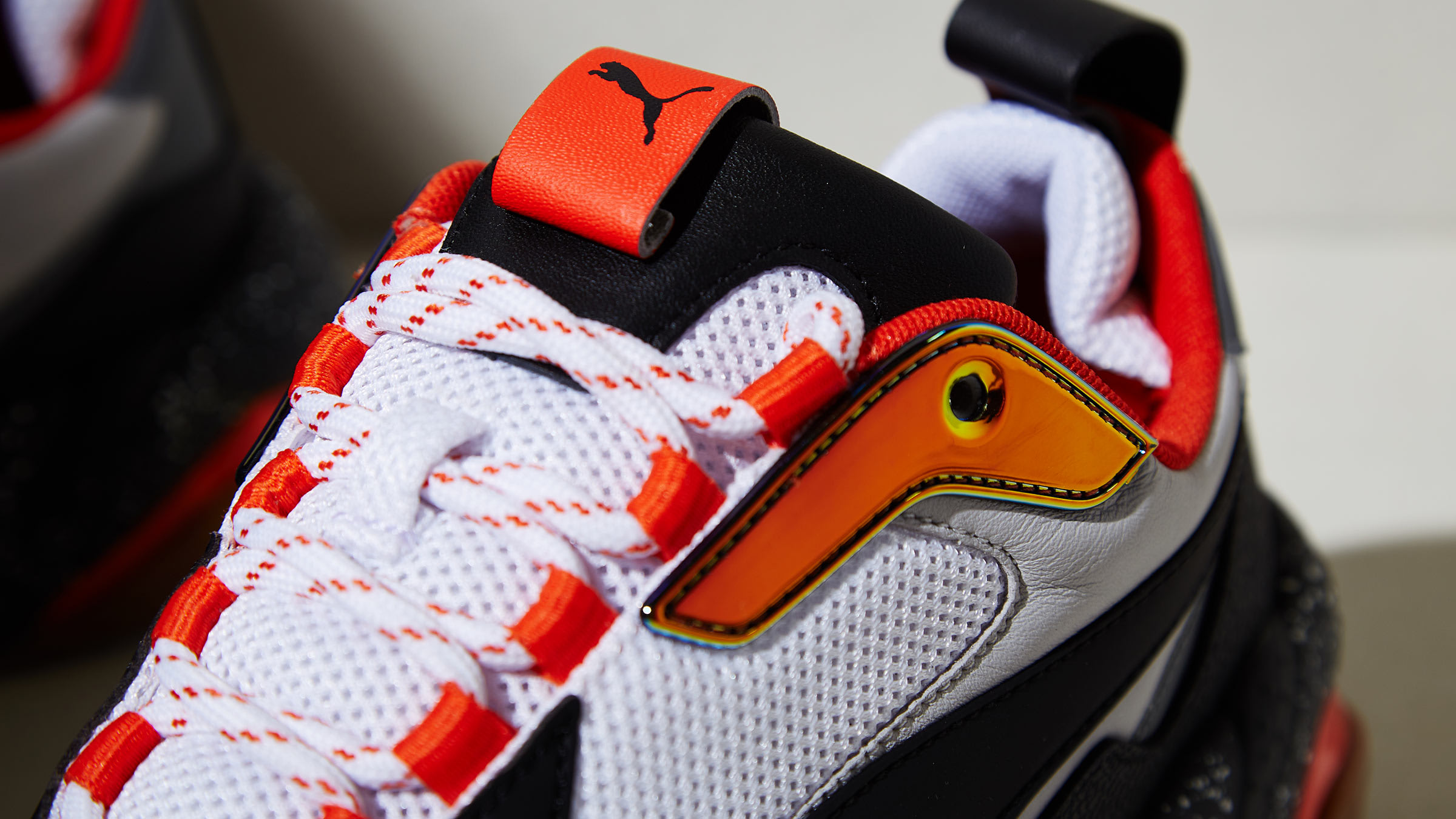 puma thunder electric orange