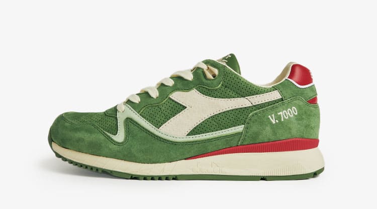 UrlfreezeShops x Diadora V7000 