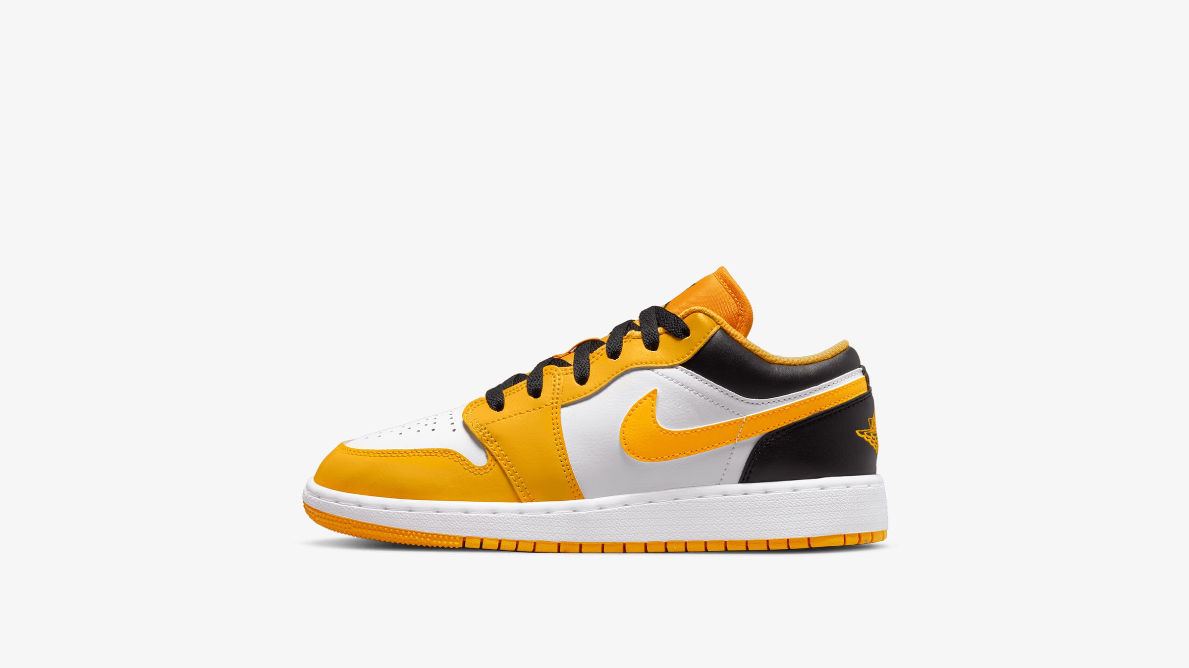 Air Jordan 1 Low GS (Taxi, Black & White) | END. Launches