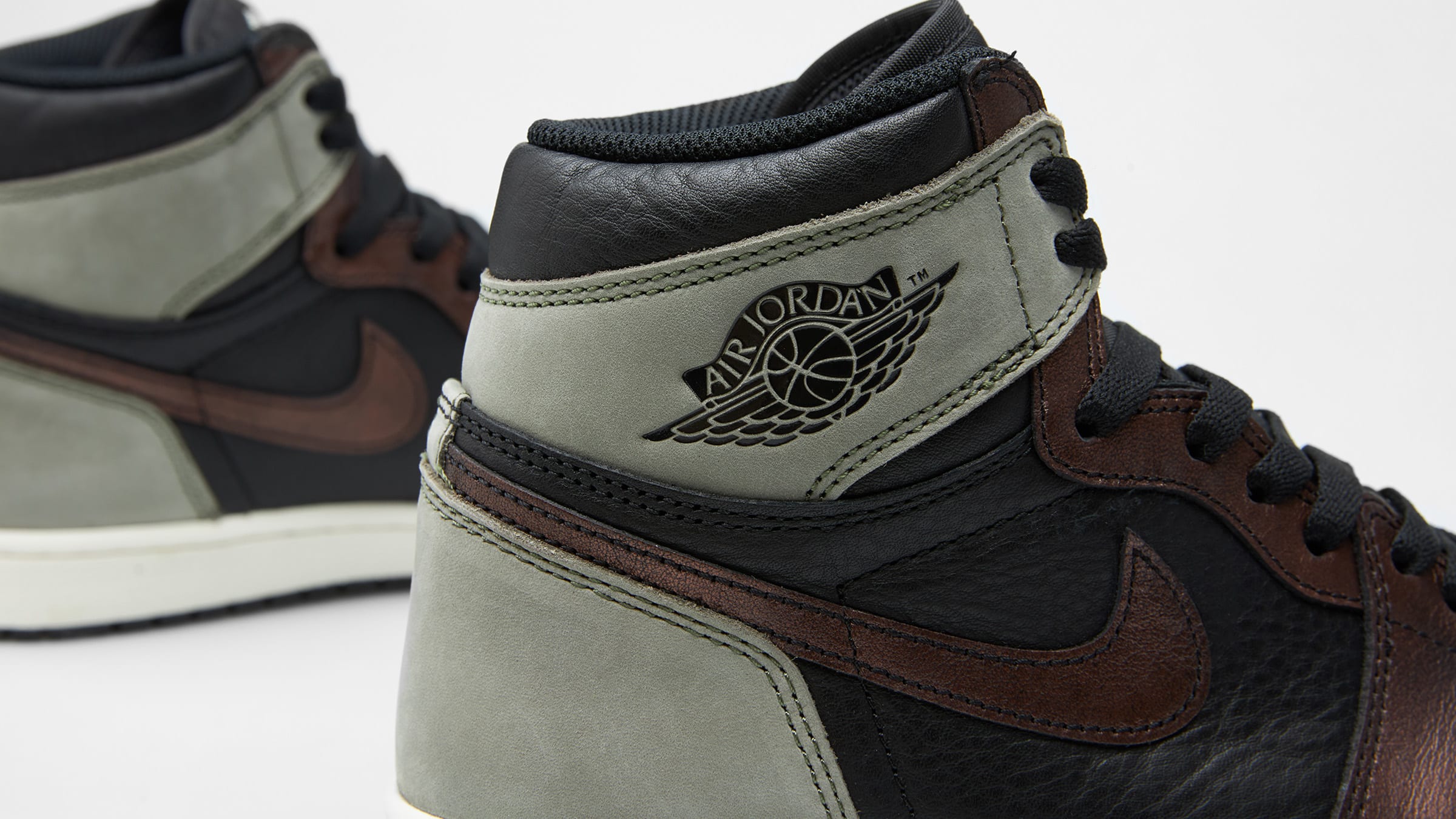 Air Jordan 1 Retro High OG (Black, Mint \u0026 Sail) | END. Launches