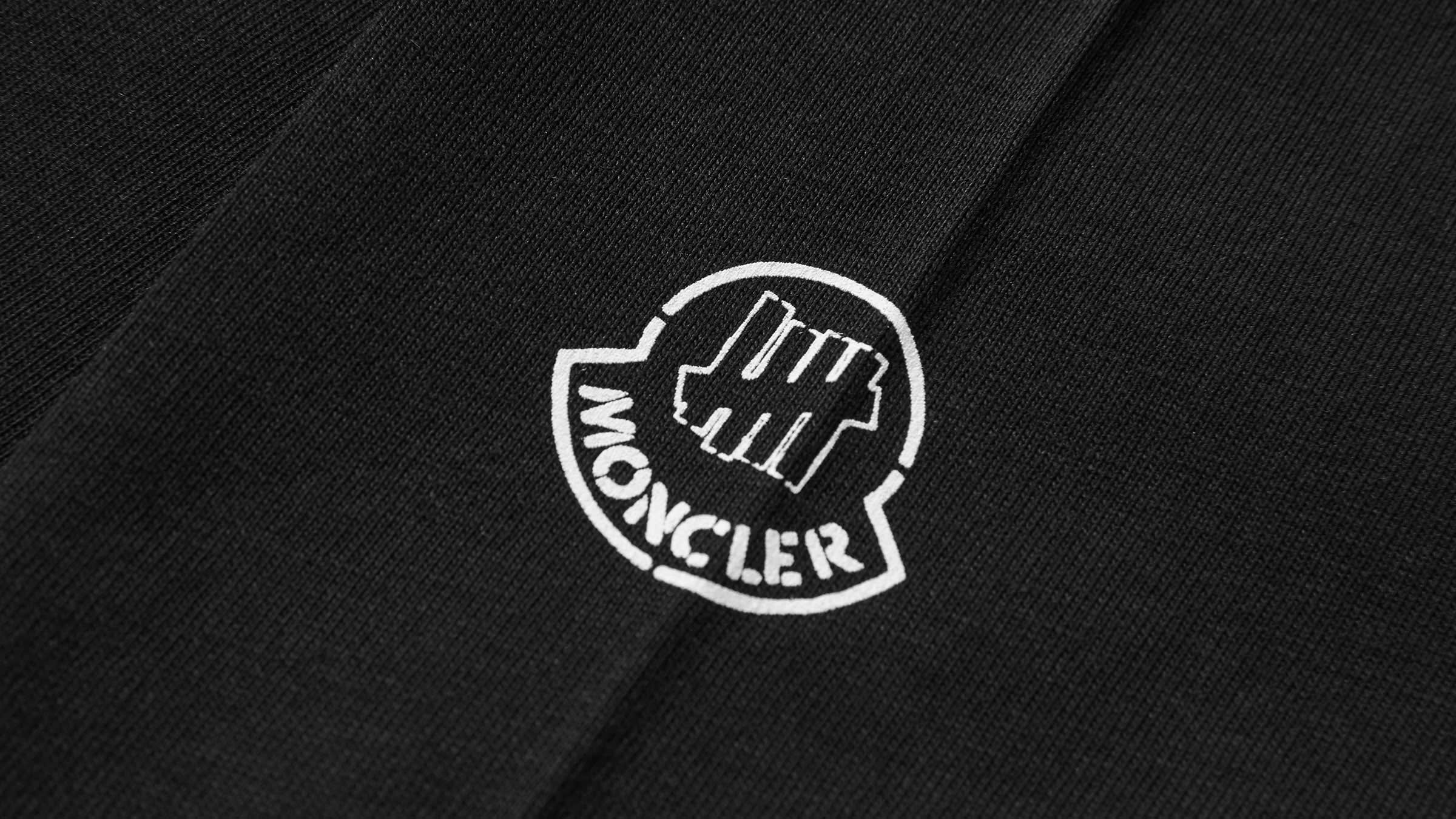Moncler Genius 2 Moncler 1952 x Undefeated Small Logo Print Tee (Black ...