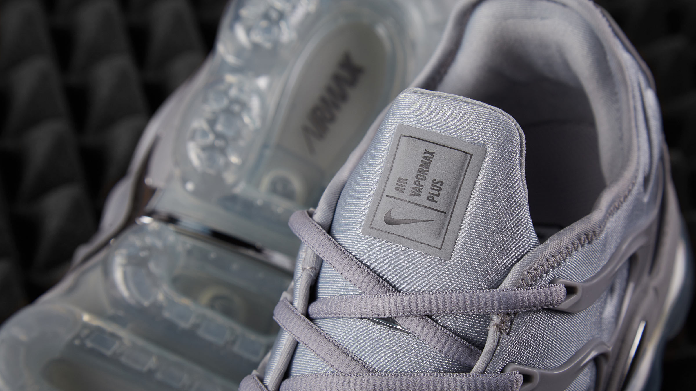 nike air vapormax plus aluminium