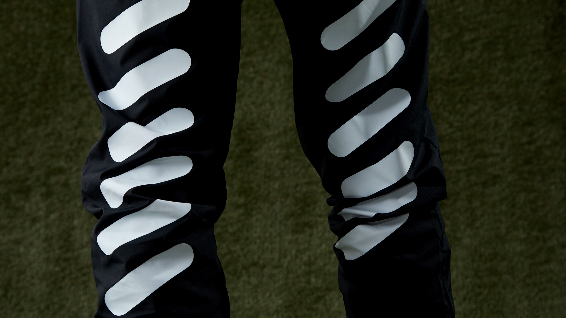 nike football pant