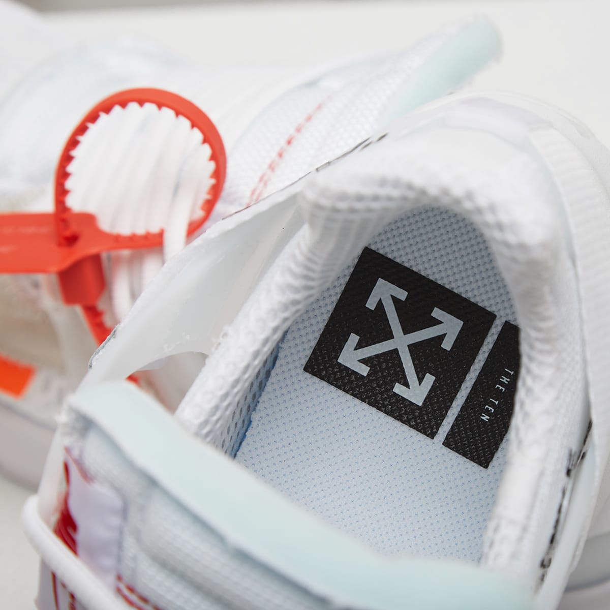 kjole nuance katastrofe Nike x Off-White Air Presto (White & Black Cone) | END. Launches
