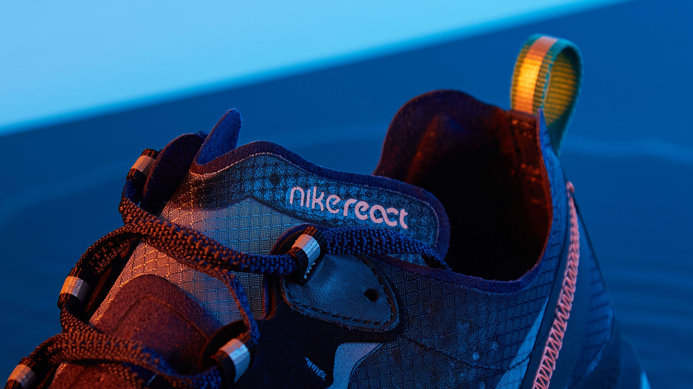 nike react element 87 black navy & neptune green