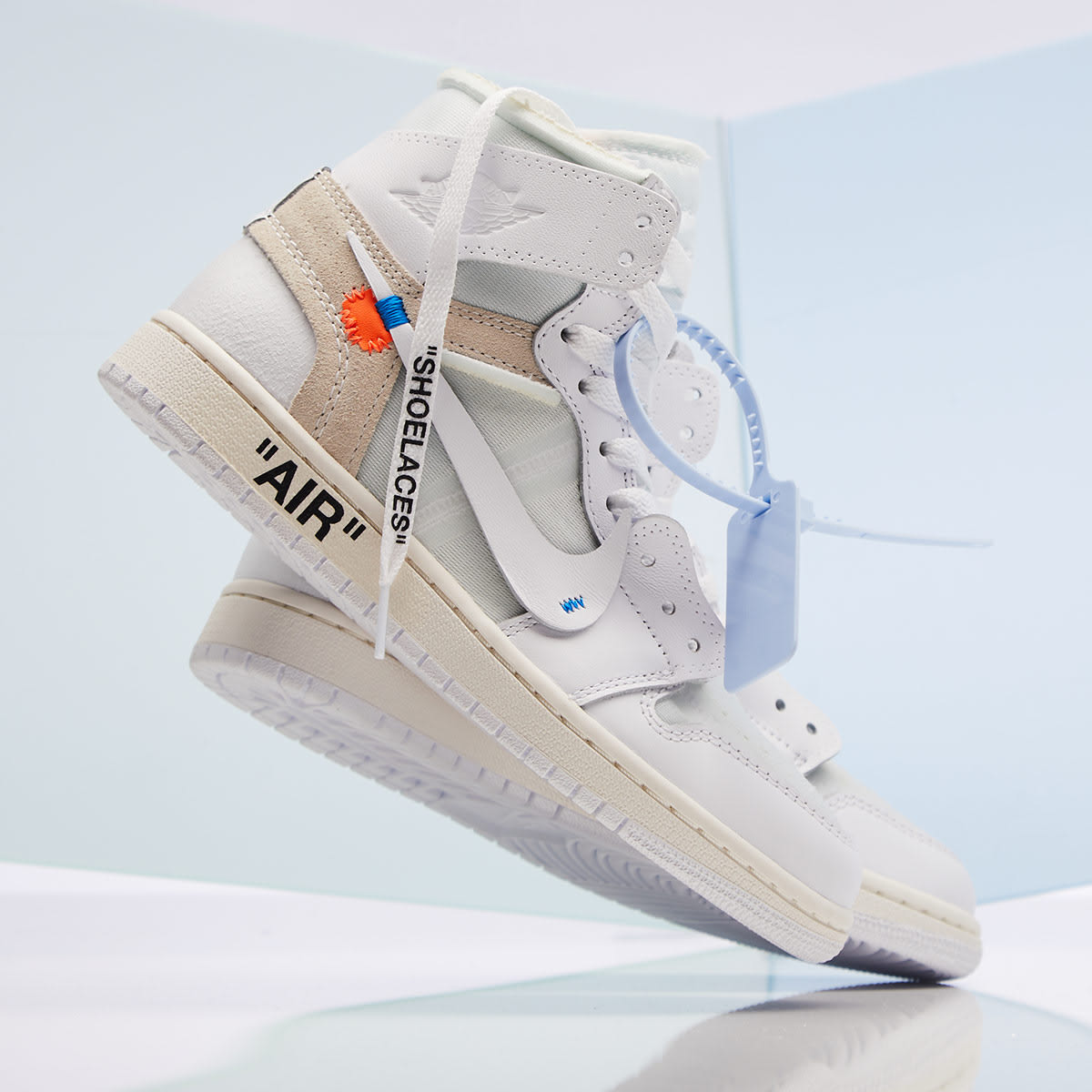 Official Images Of The OFF-WHITE x Air Jordan 1 •