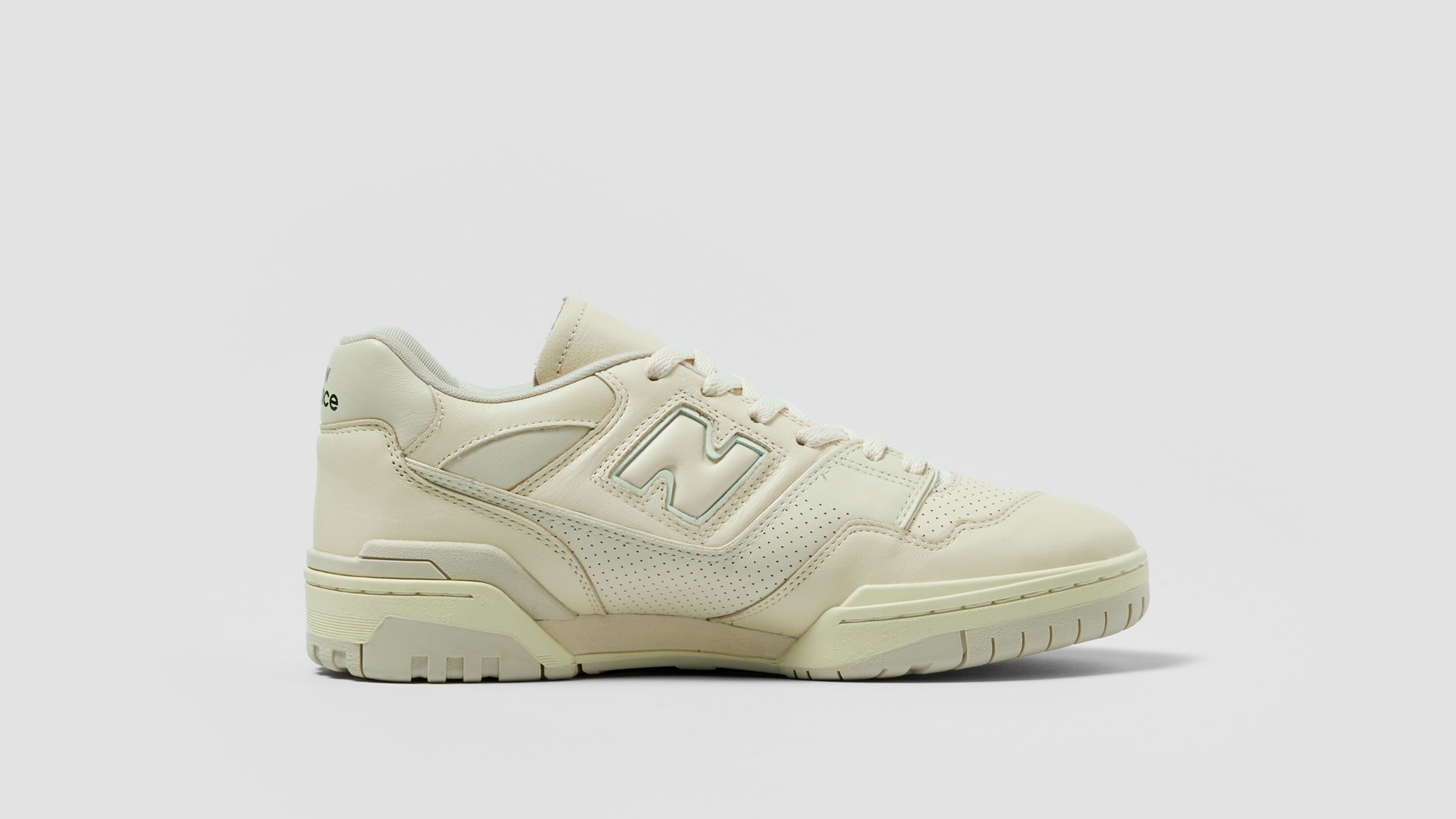 New Balance x Auralee BB550AR (White) | END. Launches