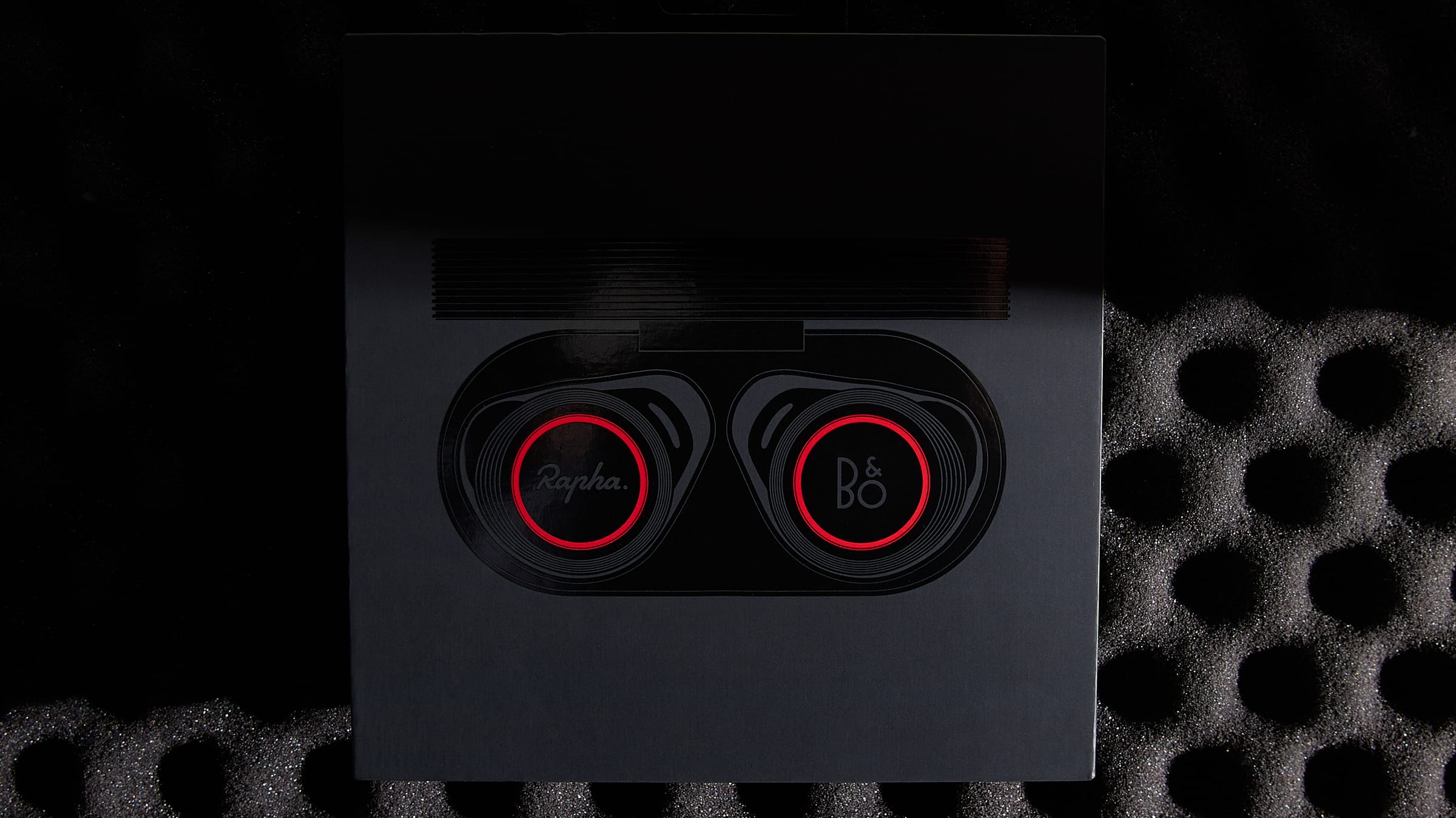 beoplay e8 sport rapha