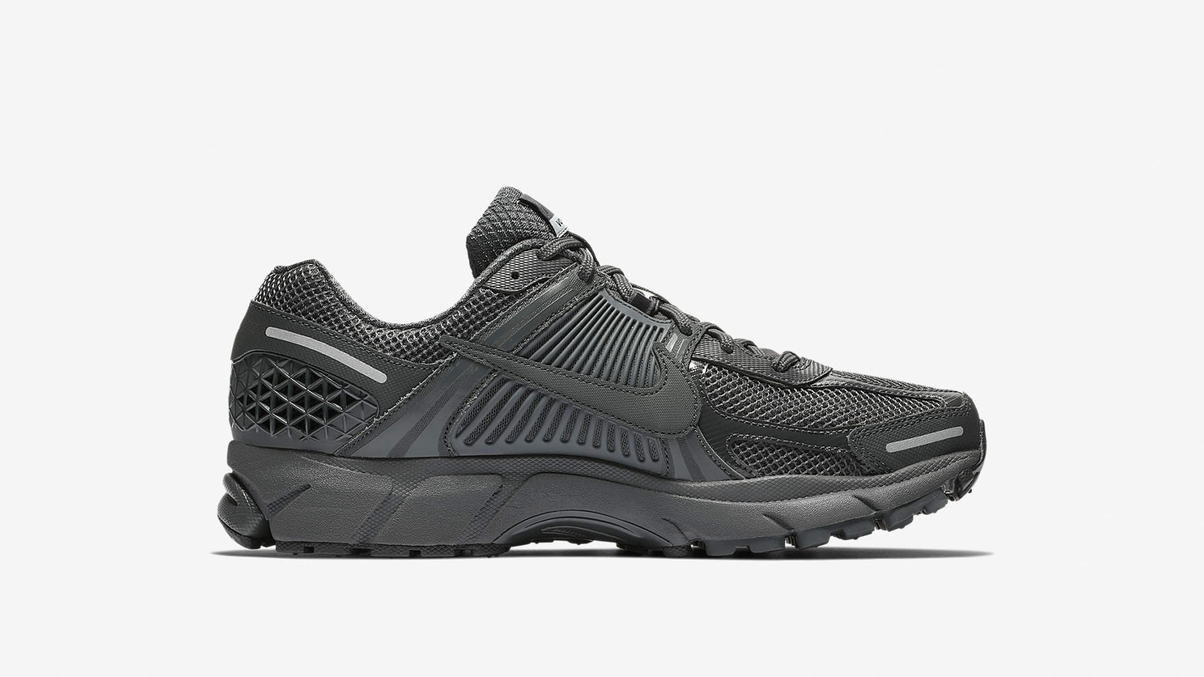 nike zoom vomero 5 sp anthracite black & wolf grey