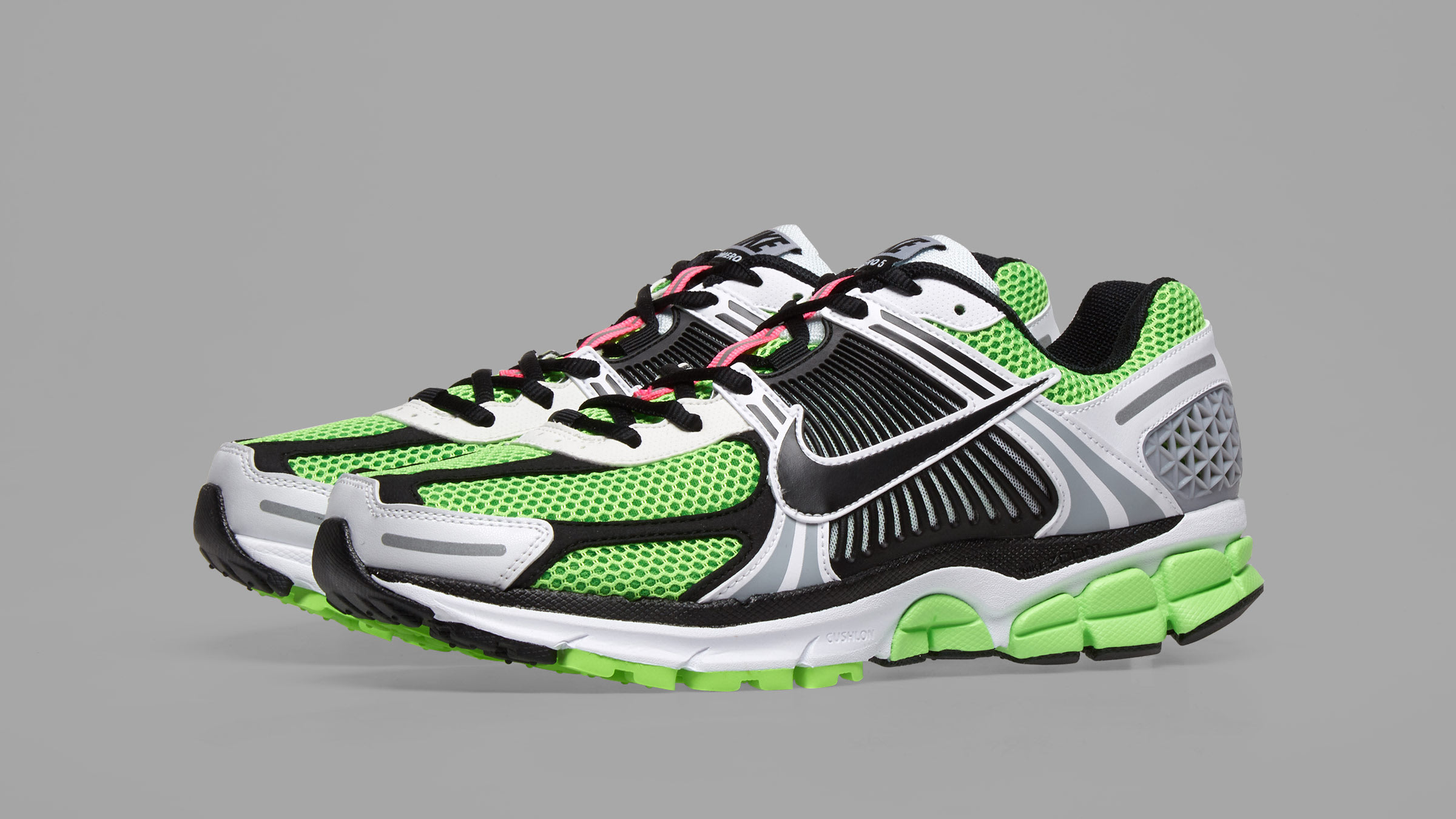 Nike Zoom Vomero 5 SE SP (Electric Green, Black & Sail) | END. Launches