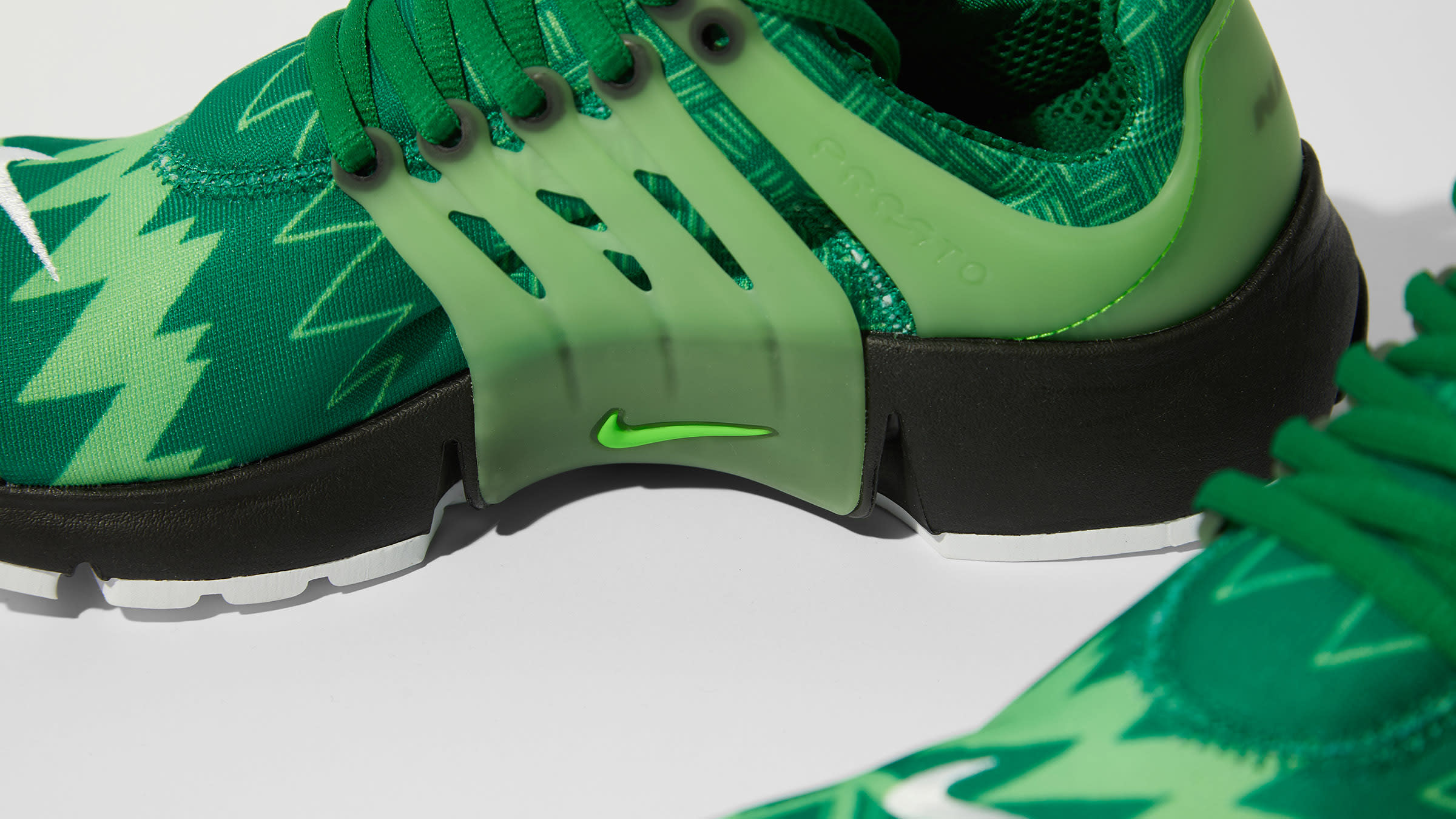 nike presto green and black