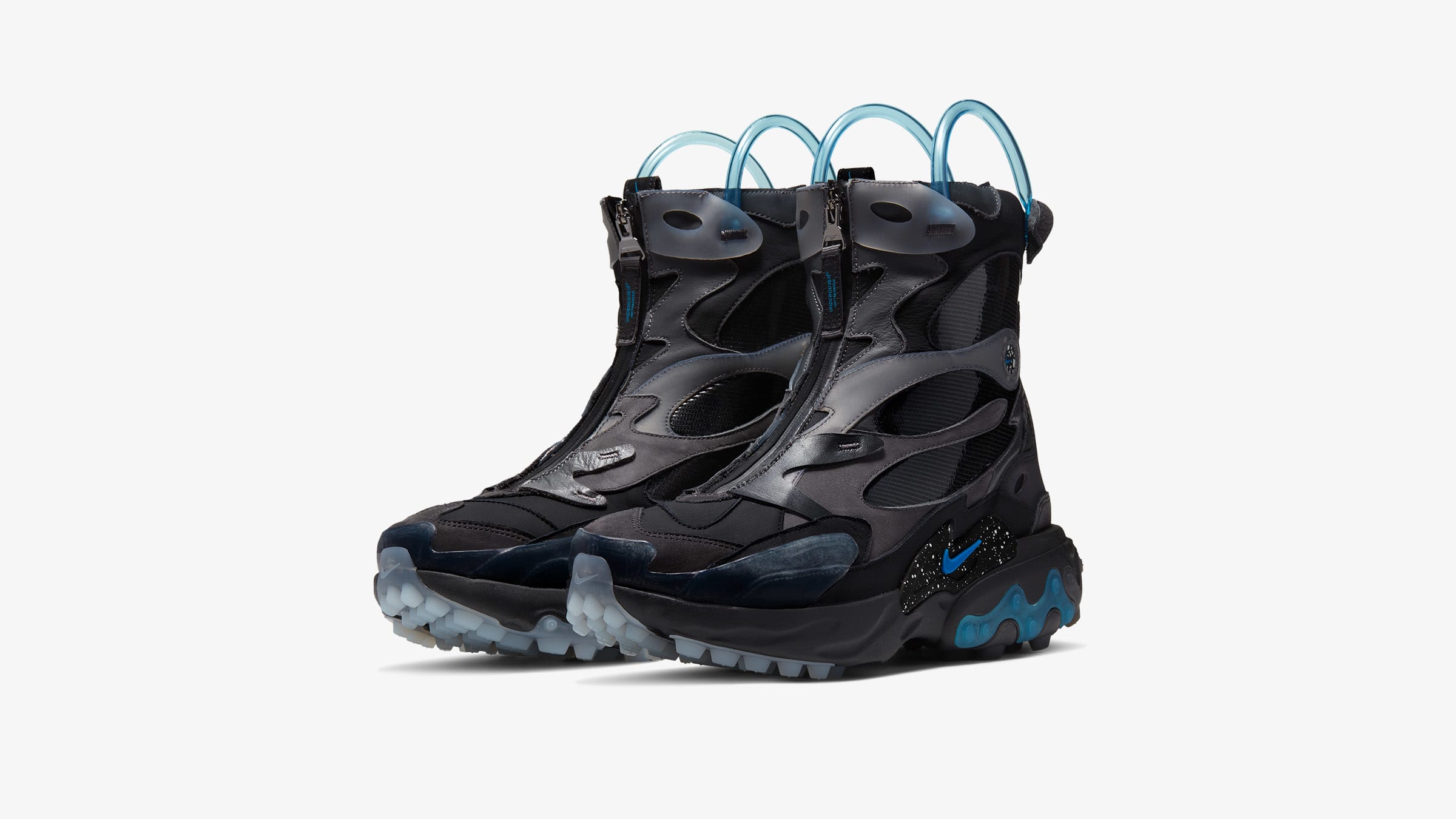 nike react boot black