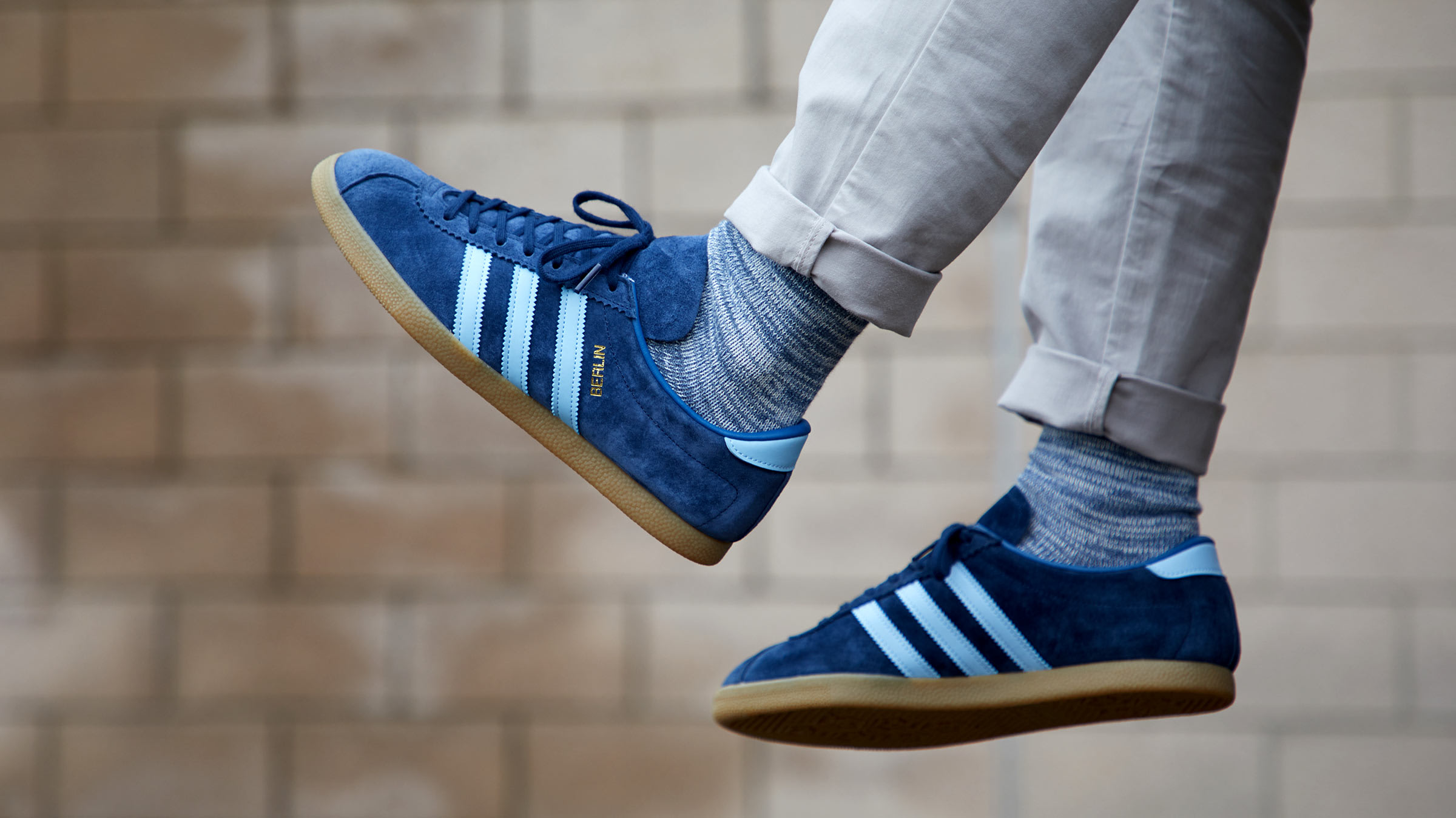 adidas berlin light blue