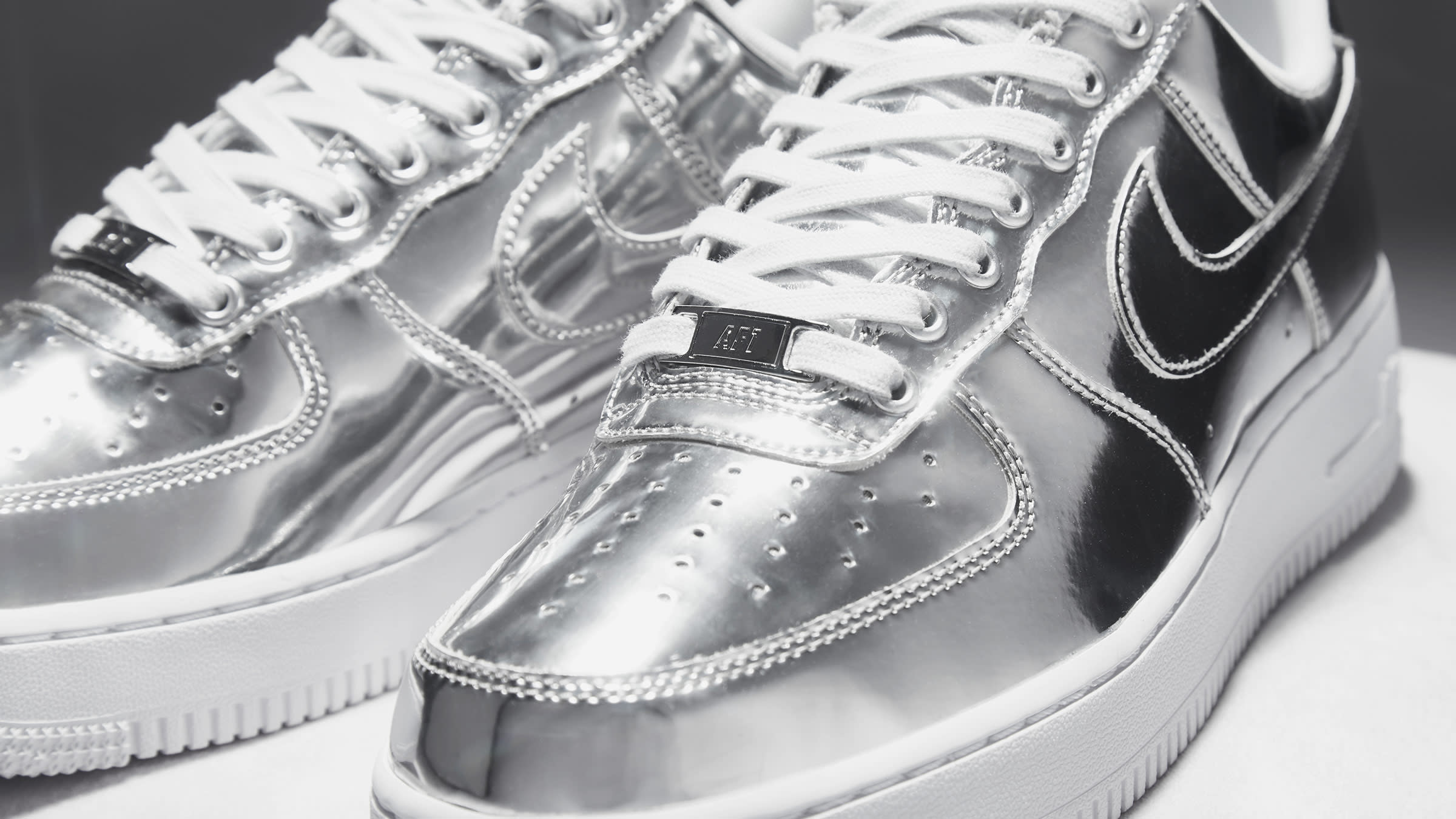 nike air force 1 metallic chrome