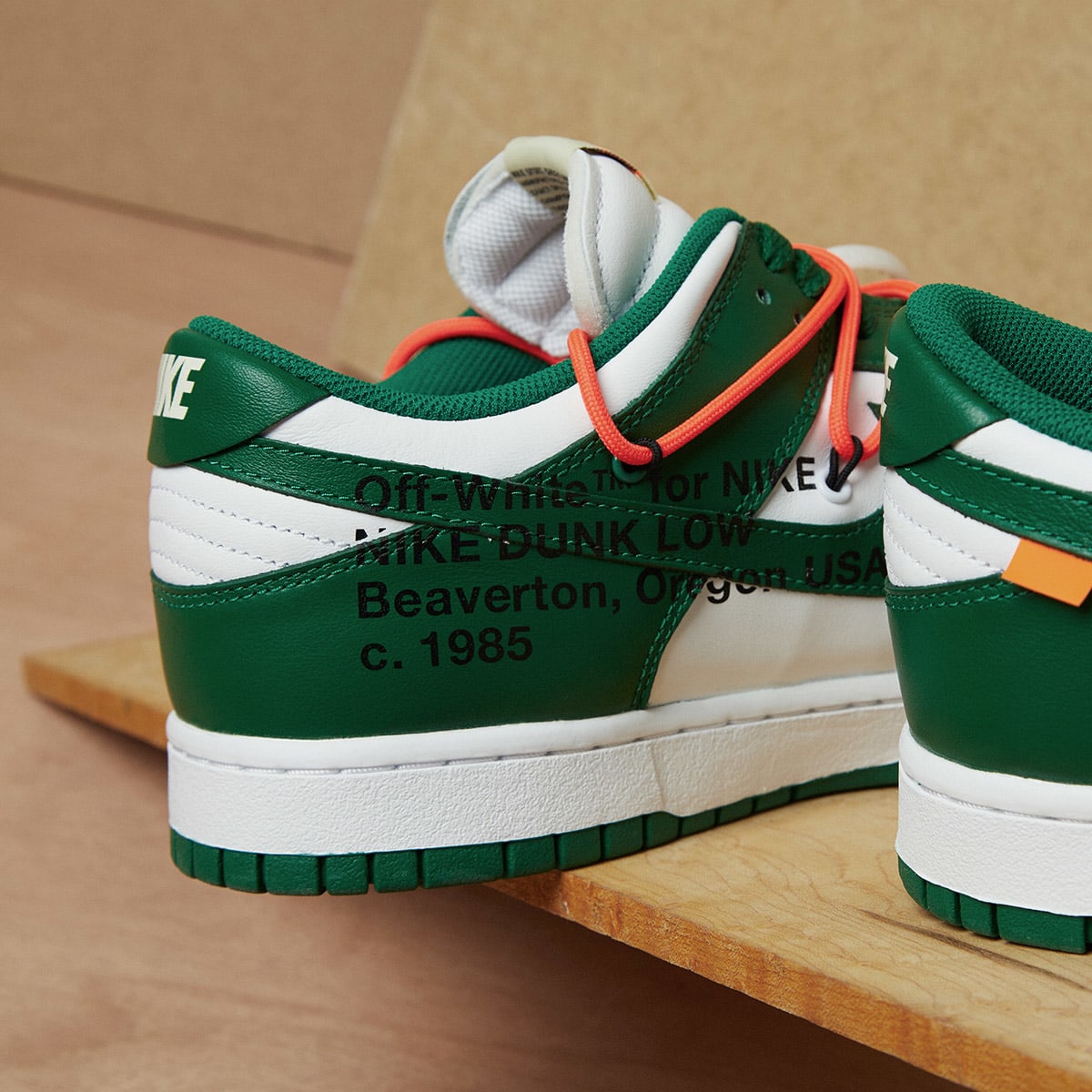 off white low dunks green