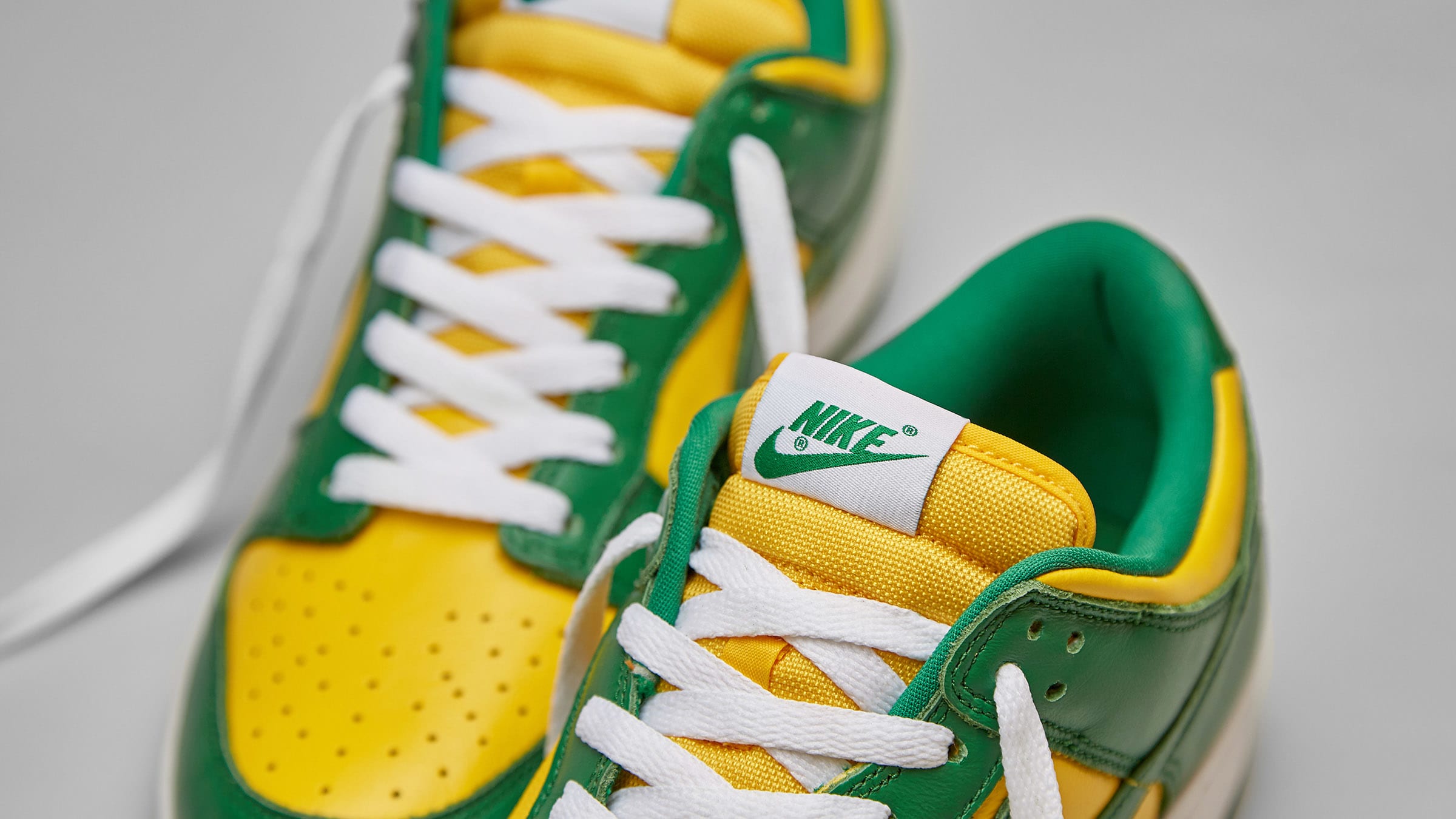 nike dunk low varsity maize stockx