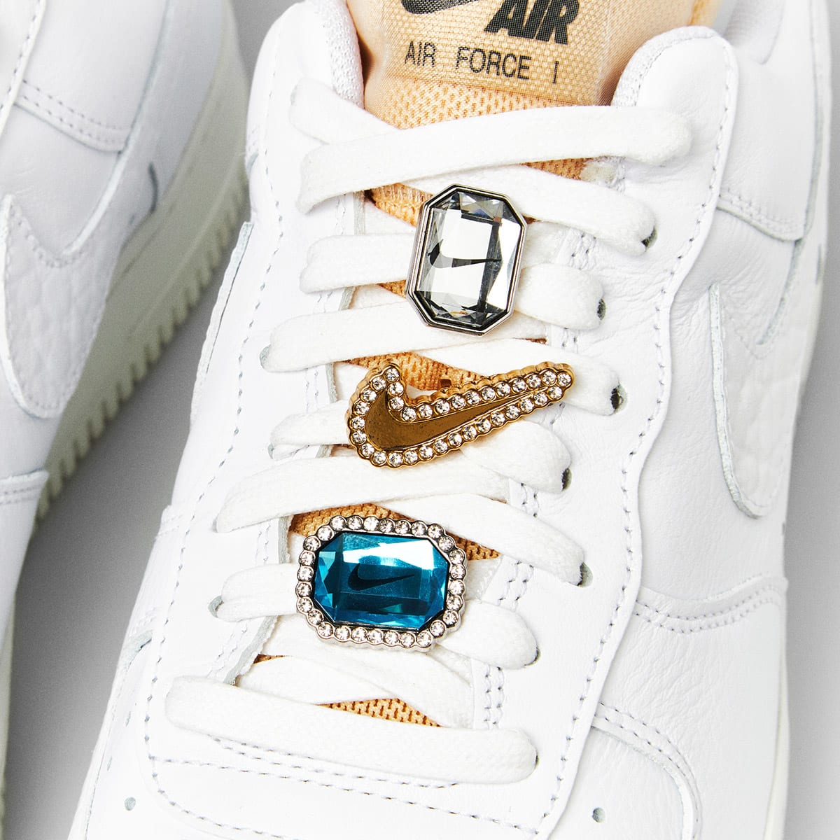 Nike Air Force 1 07 LX W (White, Glacier Ice & Platinum) | END. Launches