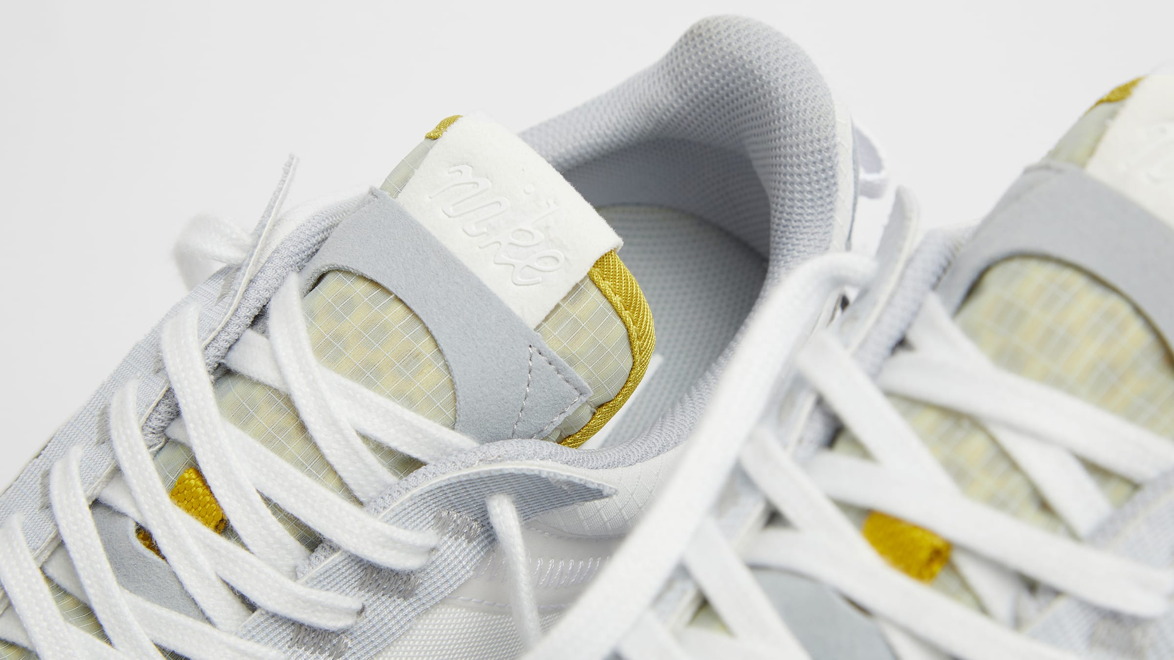 air max pre day pure platinum stockx