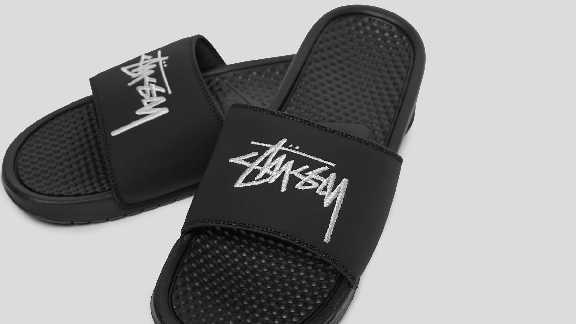 nike benassi x stussy price