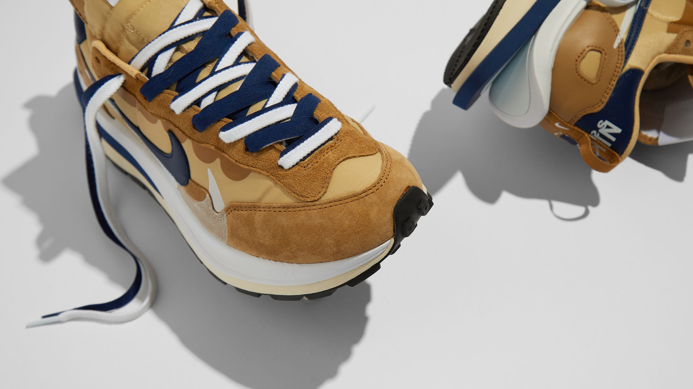 Nike x Sacai Vaporwaffle (Sesame & Blue Void) | END. Launches