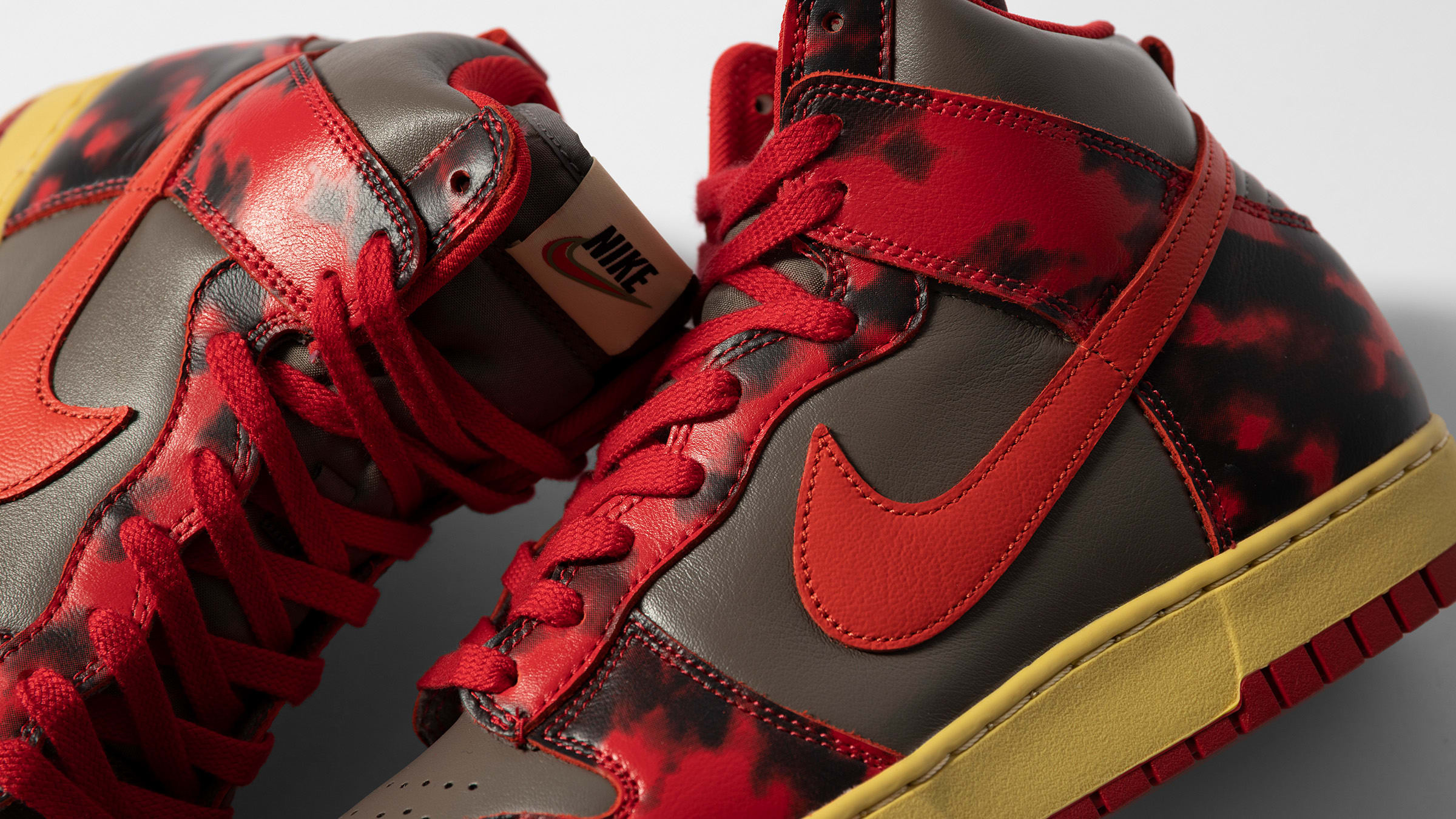 nike dunk high 1985 sp chile red