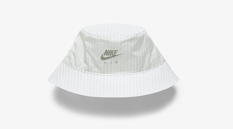 nike repeat swoosh bucket hat