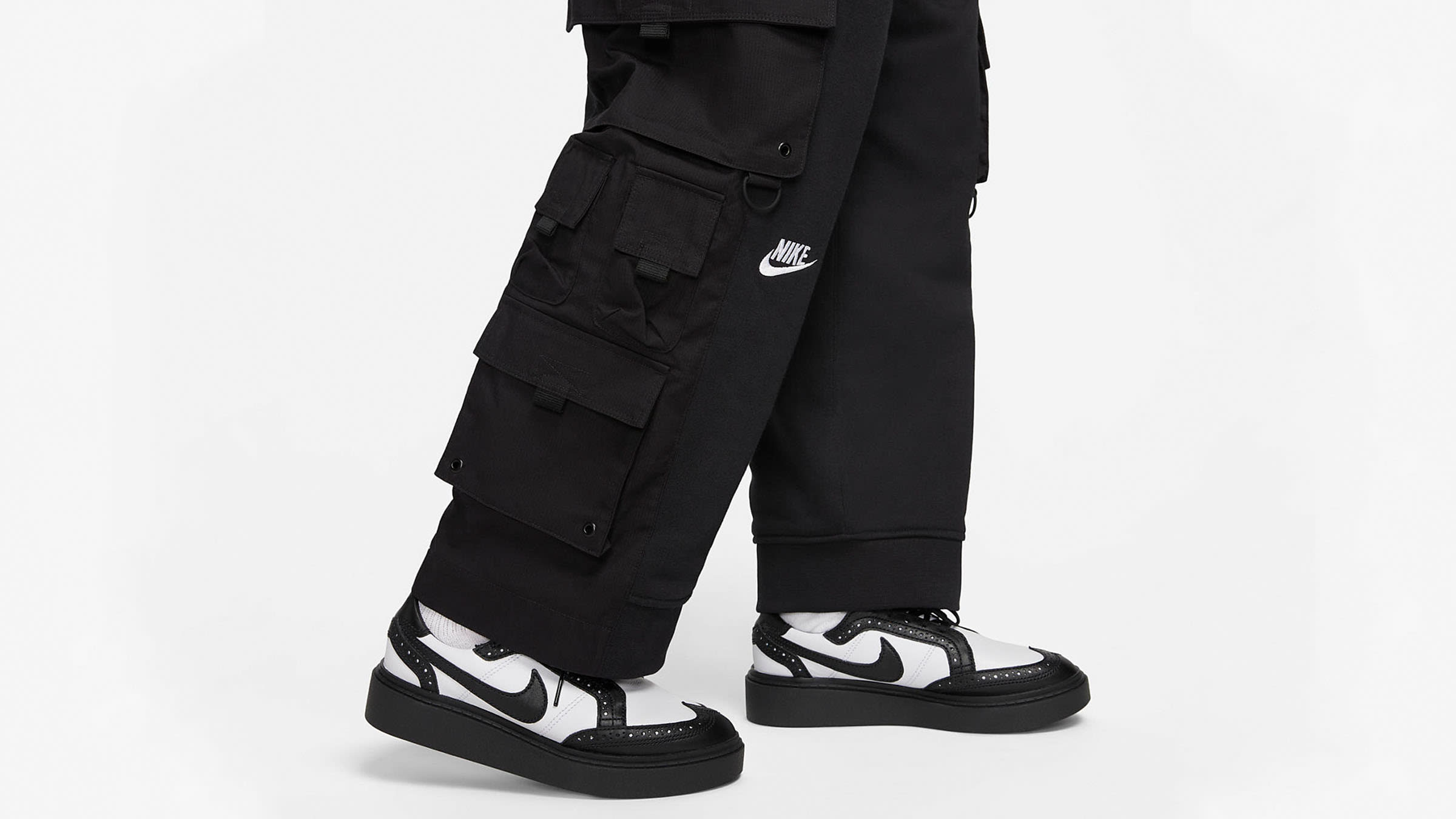 Nike x G Dragon Cf Wide Pant (Black & White) | END. Launches
