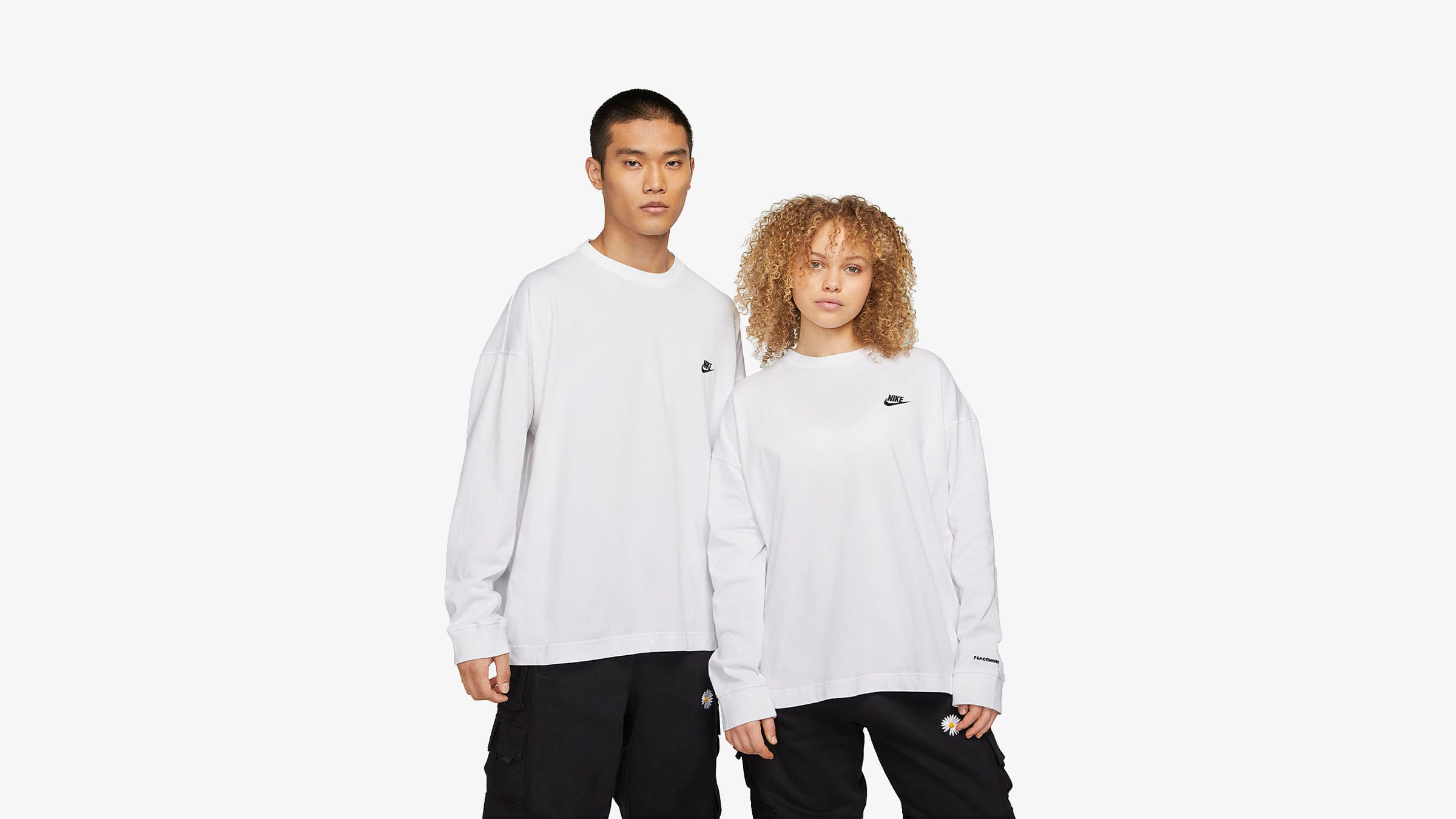 Nike x G Dragon Cf Long Sleeve Tee (White, Black & University Gold