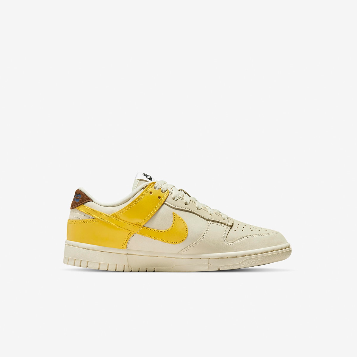 Nike Dunk Low 'Banana' W (Coconut Milk & Sulfur) | END. Launches