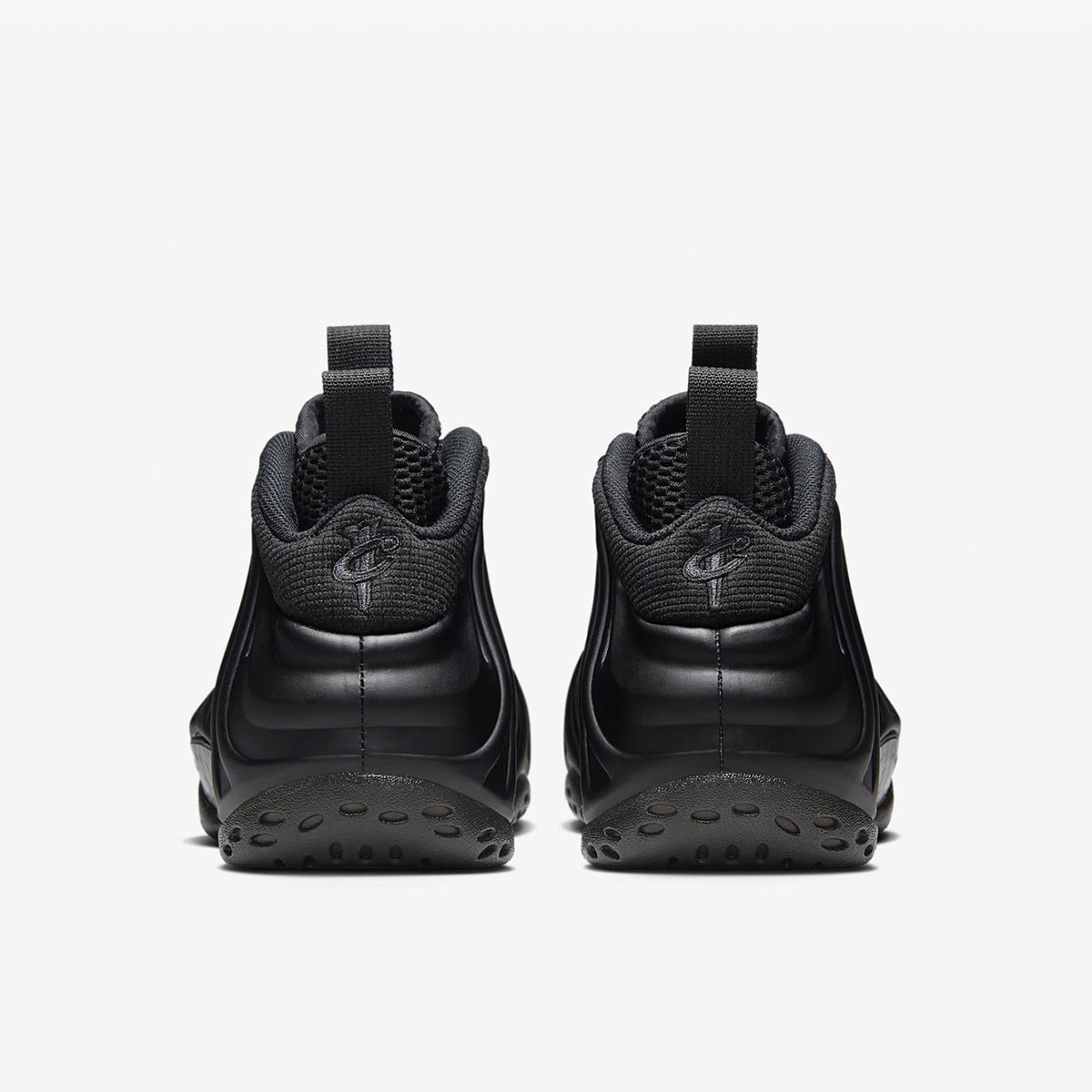 Nike Air Foamposite One (Black & Anthracite) | END. Launches