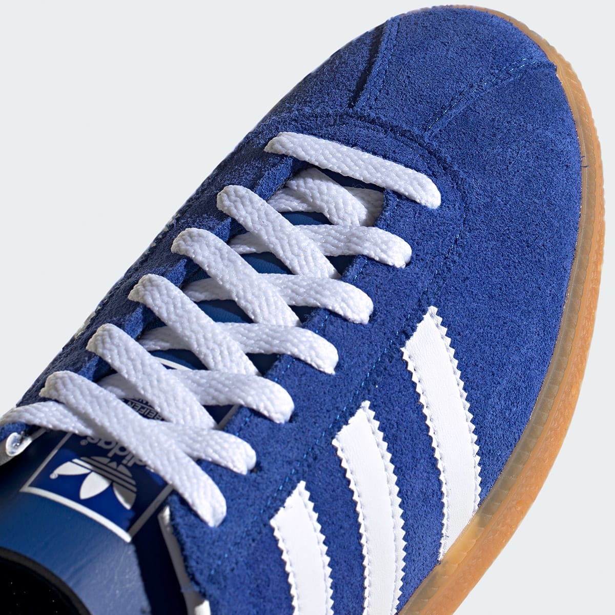Adidas Munchen (Blue, White & Gum) | END. Launches