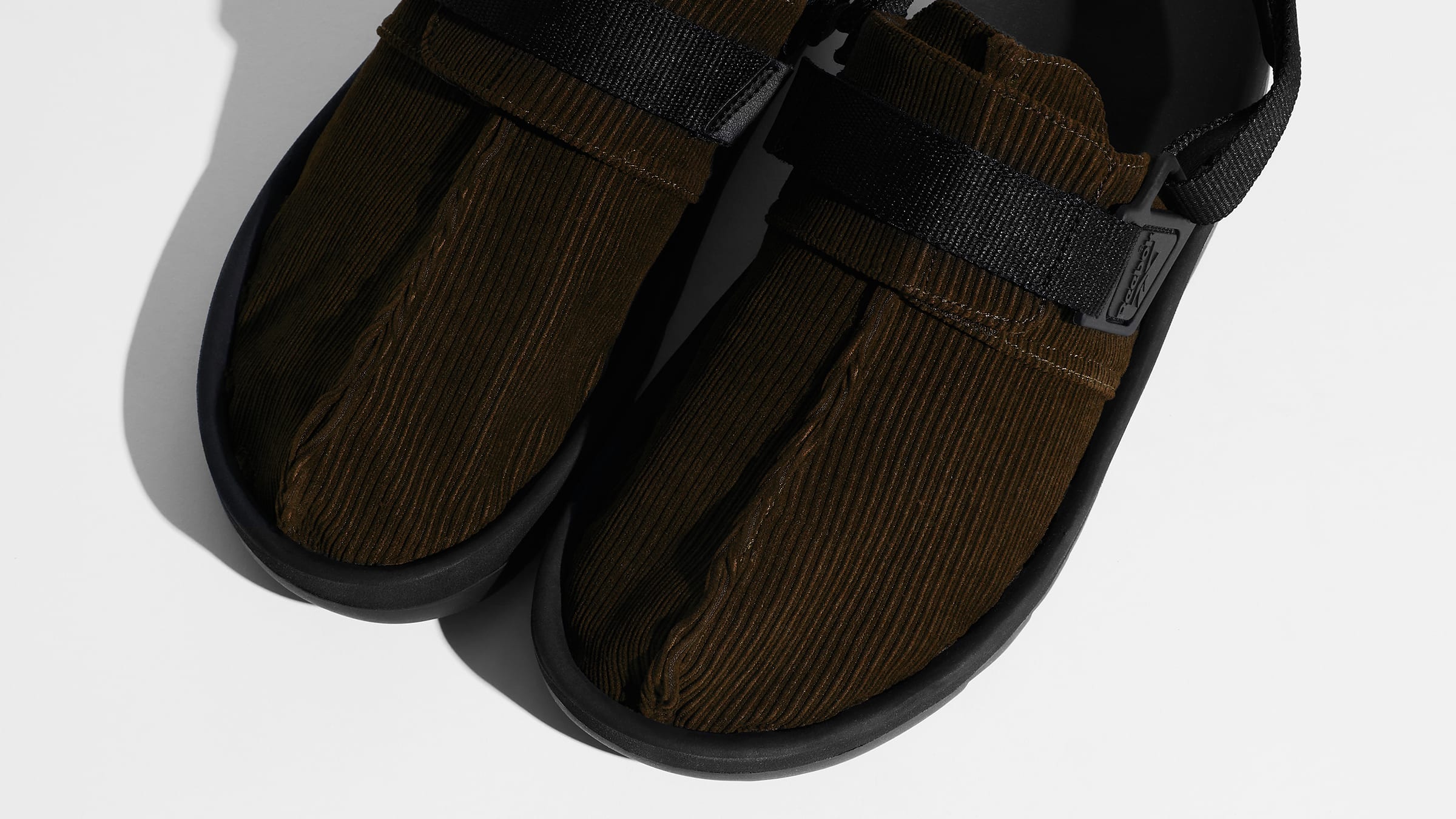 vintage reebok sandals