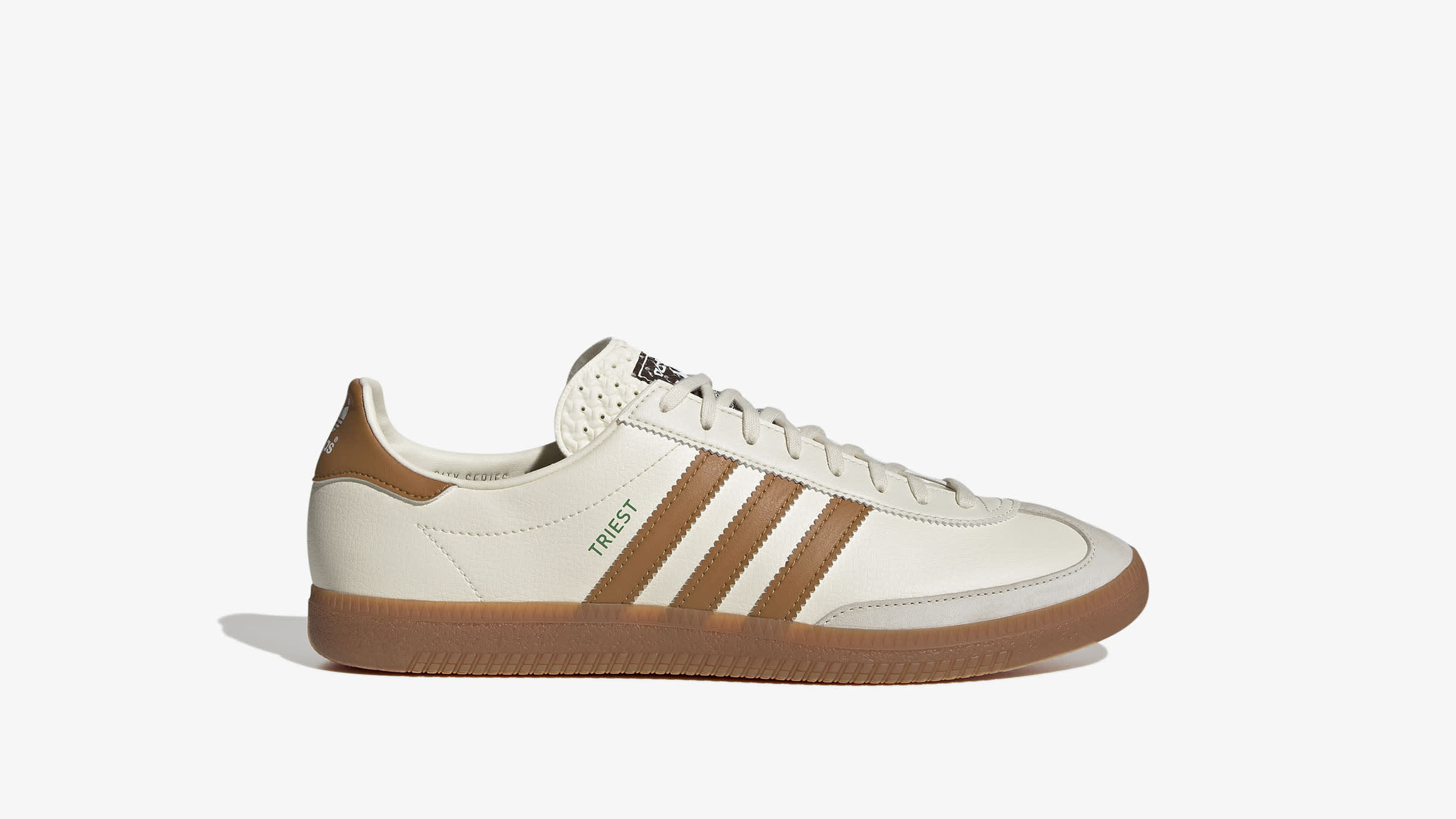 https://launches-media.endclothing.com/GX0712_launches_hero_landscape_3_1.jpg