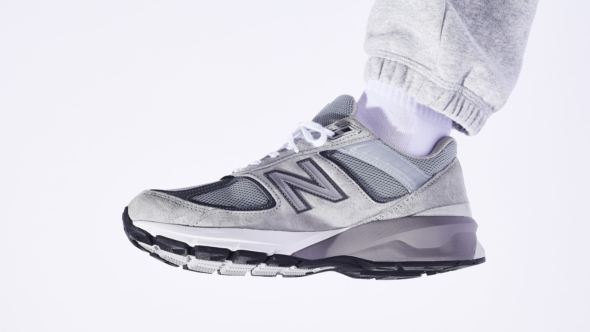 New Balance M990GL5 - Made in the USA (Grey) | END. Launches