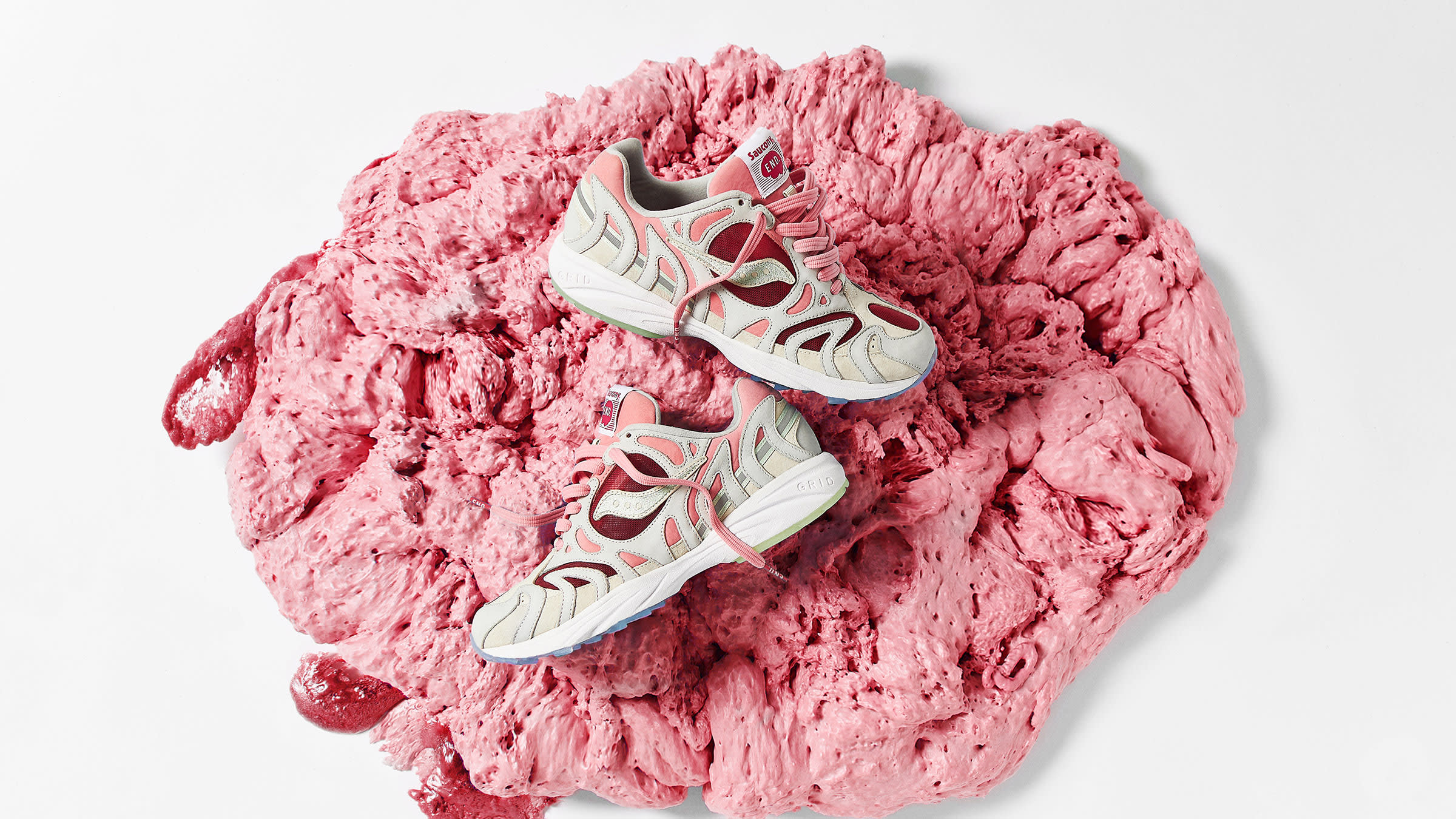 END. Reveals a Saucony Azura 2000 Collaboration Inspired by 